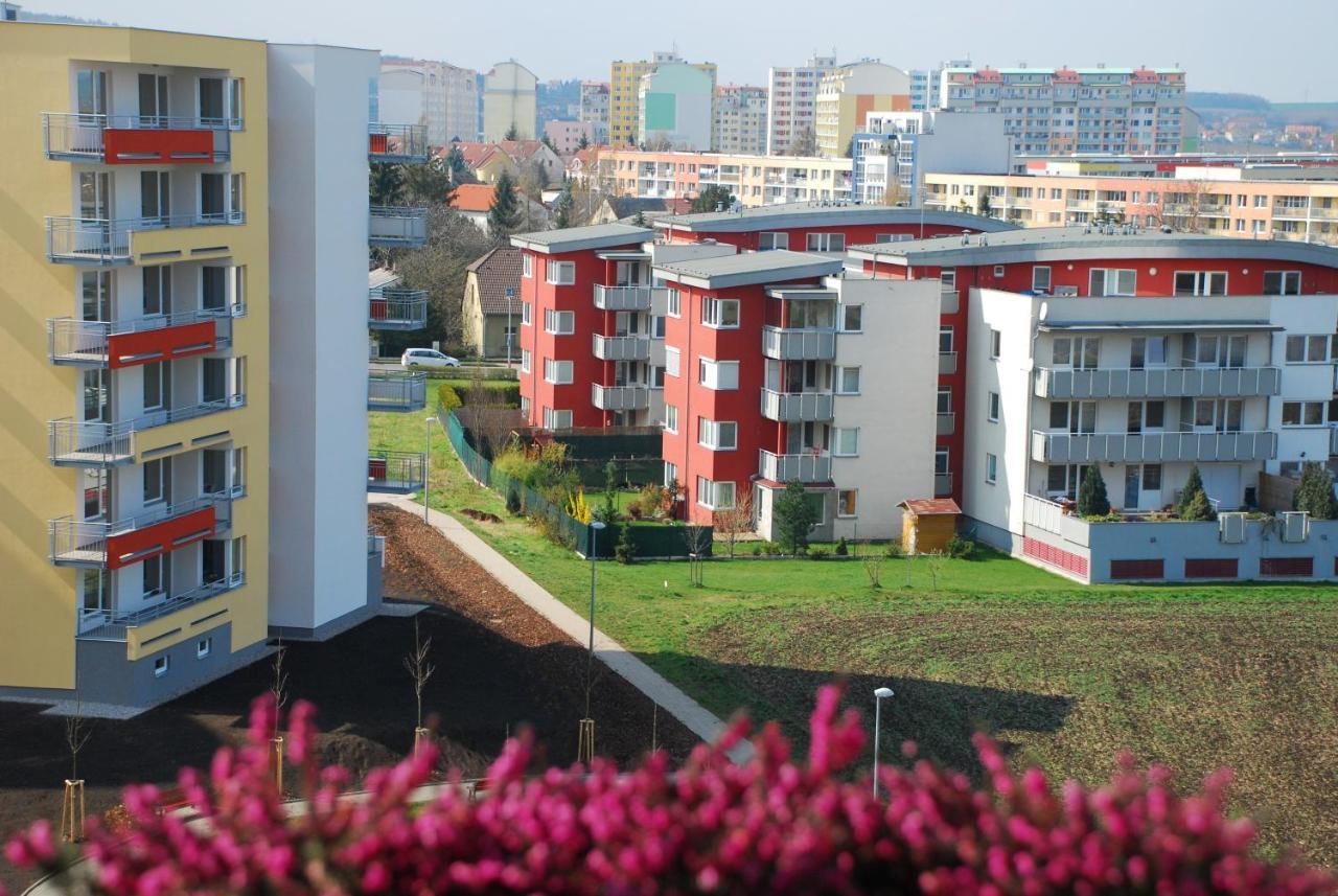 A Nice Place To Stay Apartments Prague Exterior photo